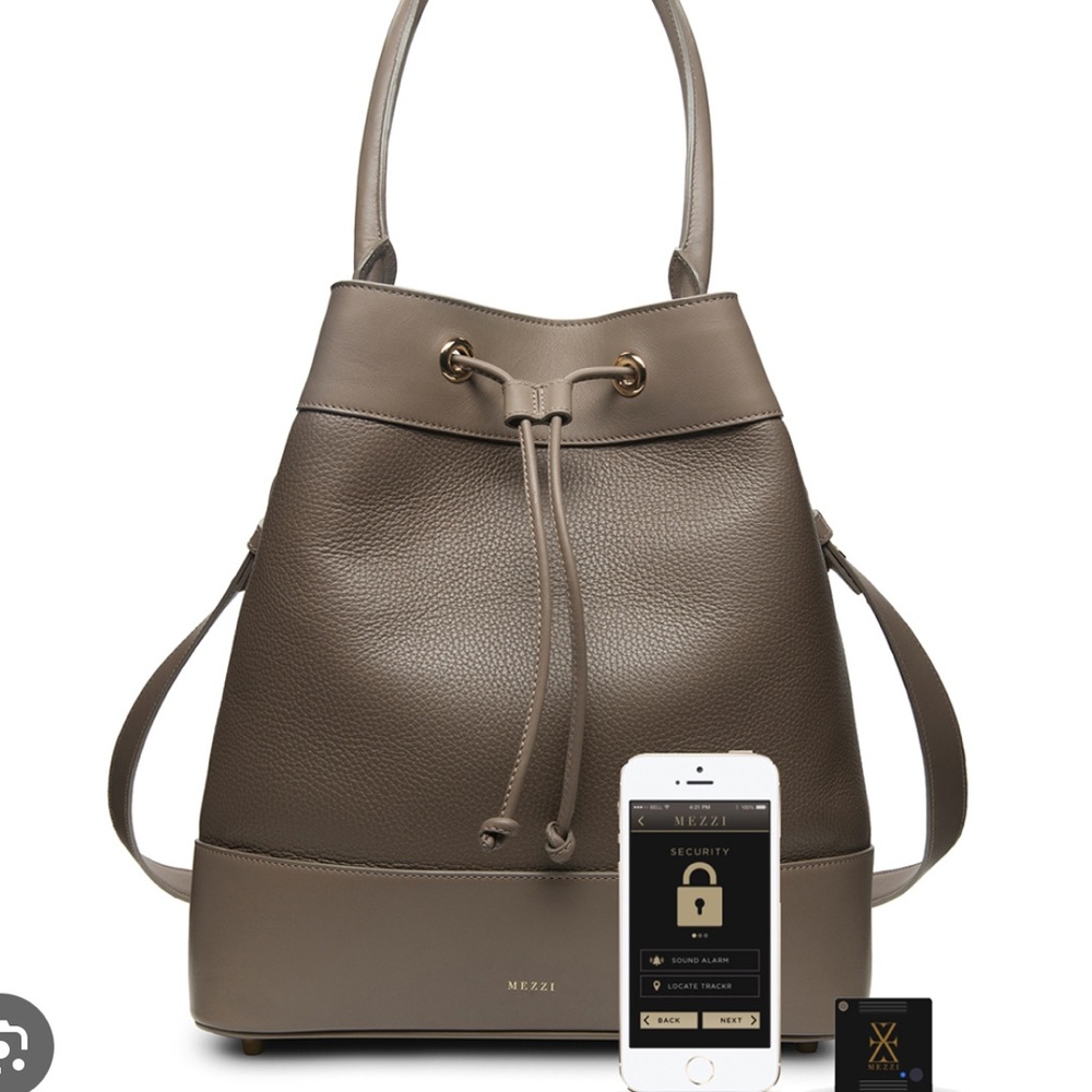 Mezzi Vedova Bucket bag